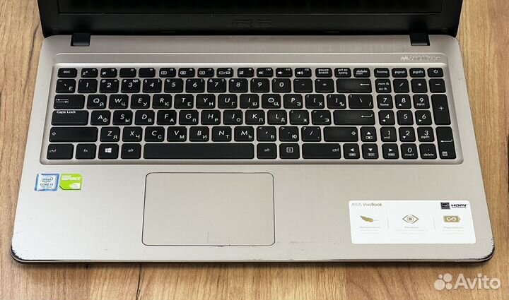 Игровой Asus i3-7020U/ MX110/ 8GB/ SSD/ full HD