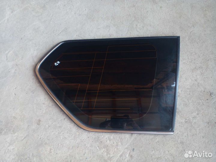 Стекло кузова глухое правое Lexus GX460 2021г