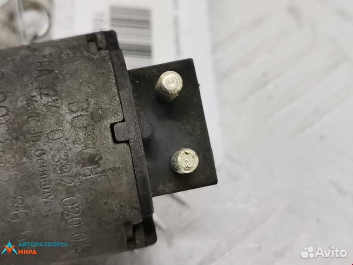 Помпа Mercedes-Benz E-Класс W210/S210 рест. 2000