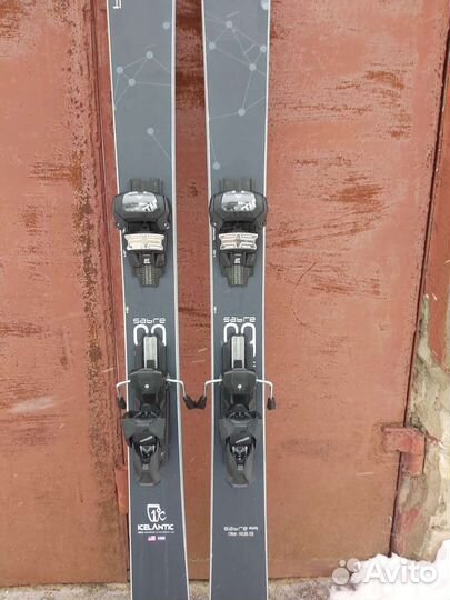 Горные лыжи