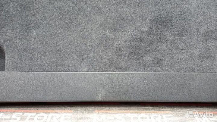 Обшивка двери багажника Volkswagen Touareg 7L AZZ