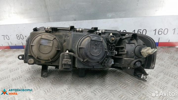 Фара правая Volvo S80 2000