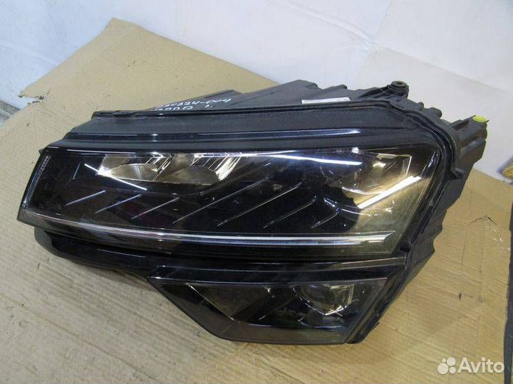 Фара левая, Skoda Karoq 2021