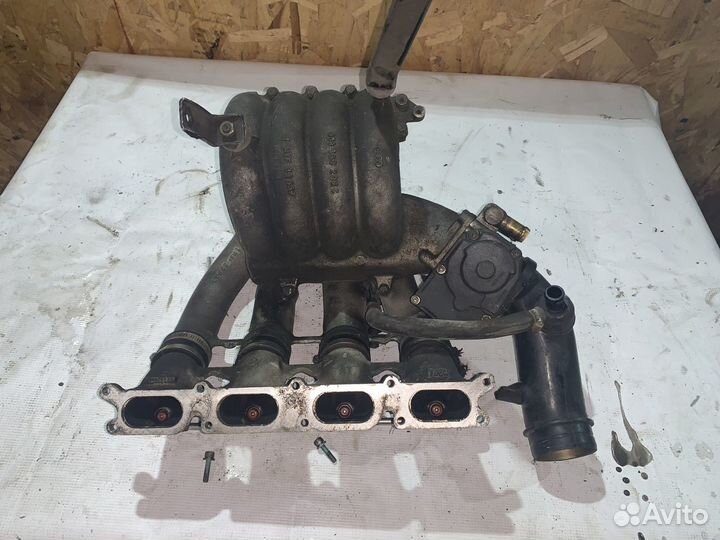 Коллектор впускной audi a4 b5 1.6