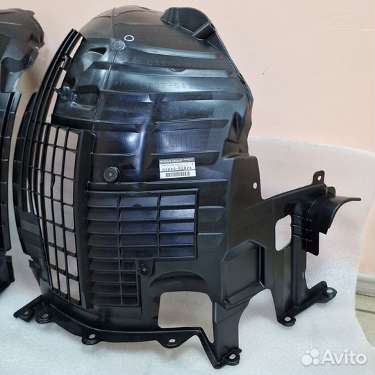 Подкрылок передний прав/лев Nissan GT-R R35 новый