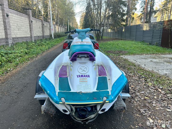 Yamaha wave runner 700