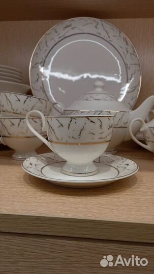 Чайно столовый сервиз на 12 персон