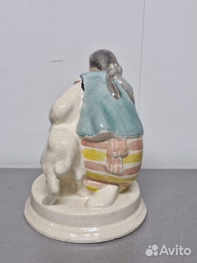 Статуэтка фаянс 