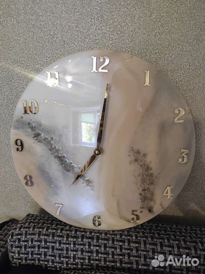 Часы и изделия из эпоксидной смолы