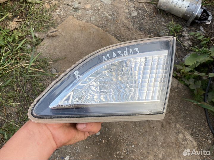 Стоп крышки багажника mazda 3 BL