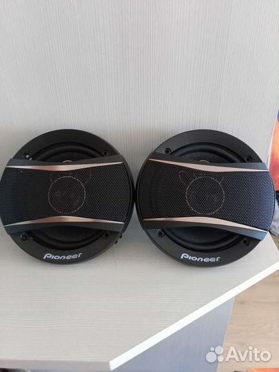 Автомобильные динамики Pioneer 16 см