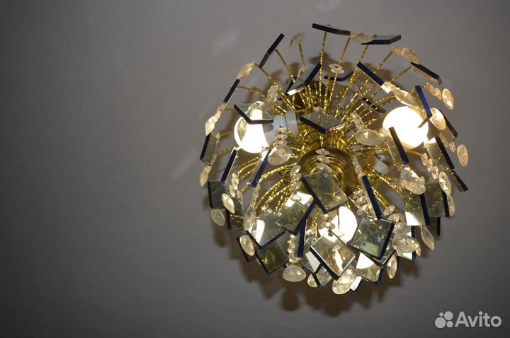Люстра -светильник потолочный на 3 лампы хрусталь