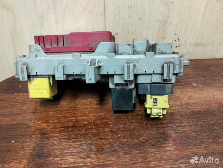 Блок предохранителей Rover400