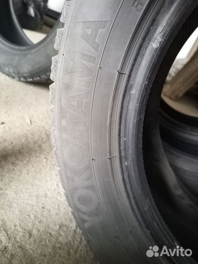 Yokohama Ice Guard Stud IG55 215/55 R16 97T