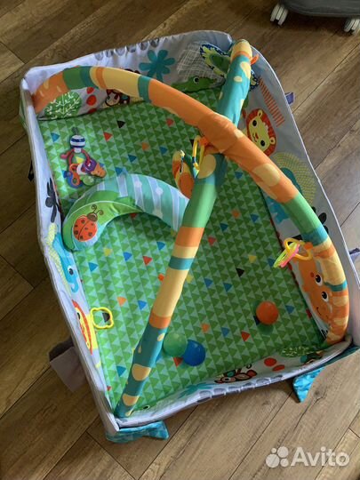 Развивающий коврик