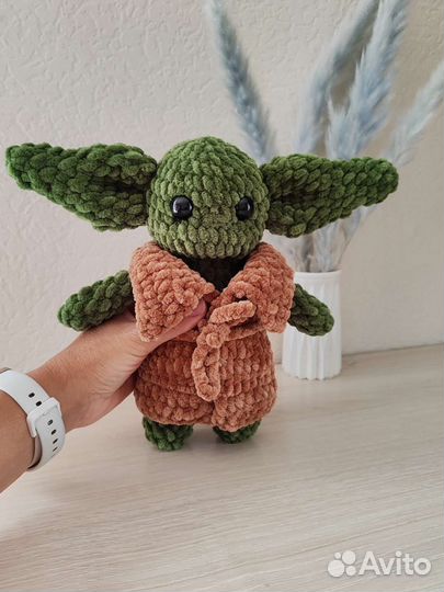 Вязаные игрушки ручной работы Малыш йода