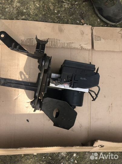 Блок управления ABS Mercedes w164 ml164