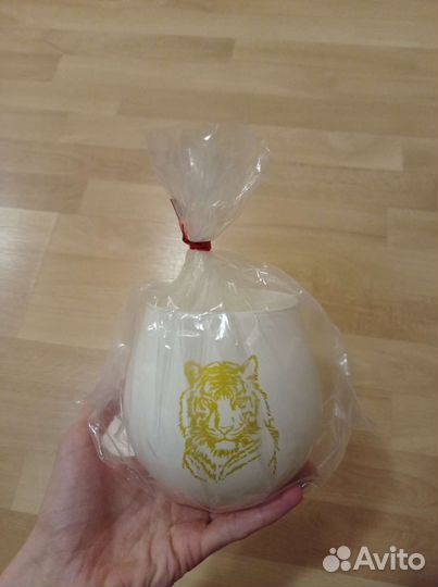 Свеча новая