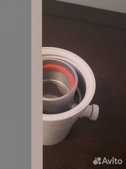 Конденсатоотводчик дымохода котла 60/100мм