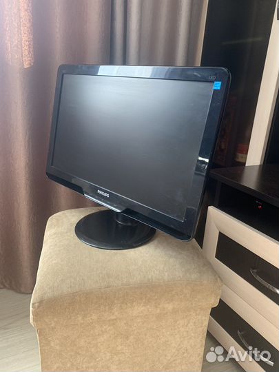 Монитор Philips