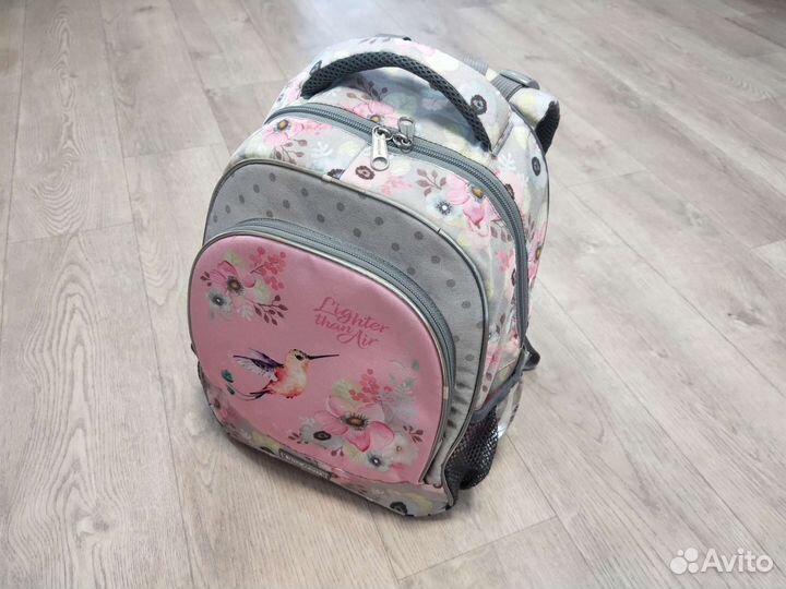 Рюкзак школьный
