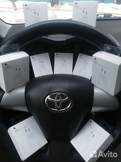 Зарядное устройство для iPhone