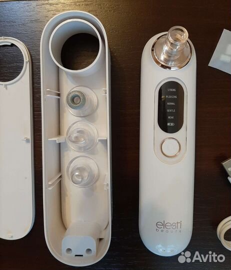 Аппарат для вакуумной чистки лица