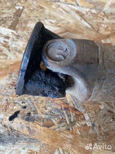 Вал карданный LADA 2105