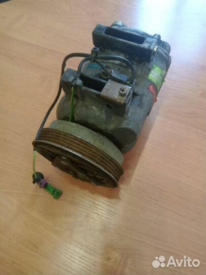 Компрессор кондиционера Volkswagen Passat B5 седан