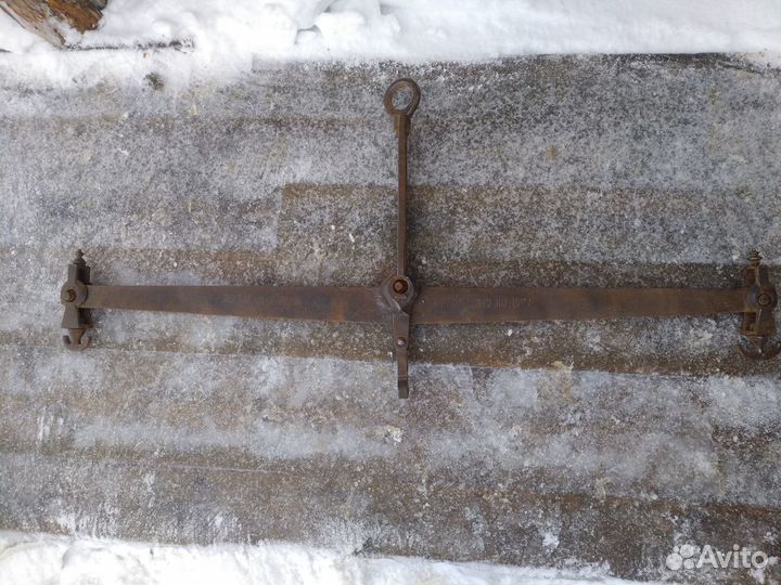 Весы старинные