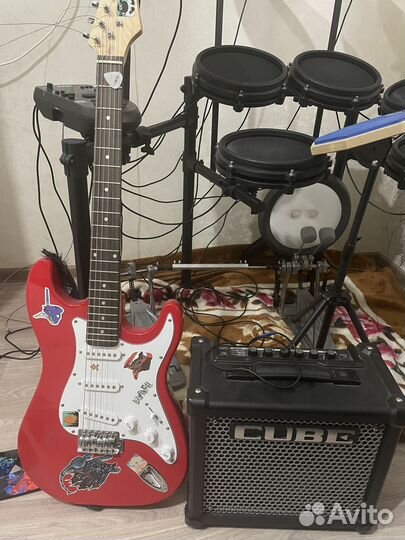Электрогитара и комбик