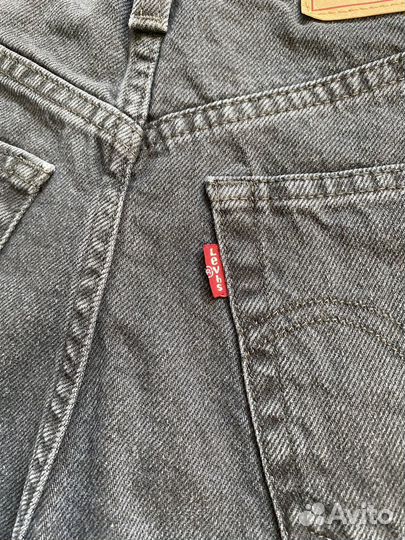 Джинсовые шорты levis