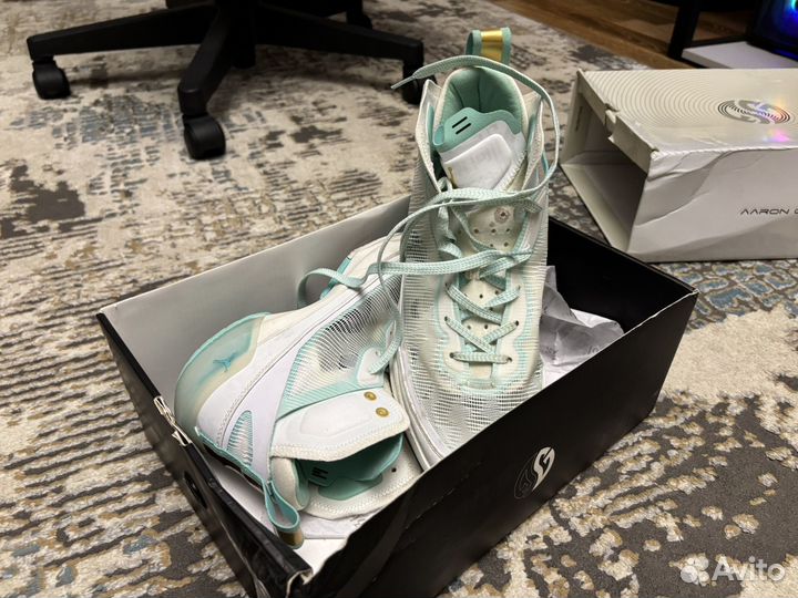 Баскетбольные кроссовки Nike Air jordan 37