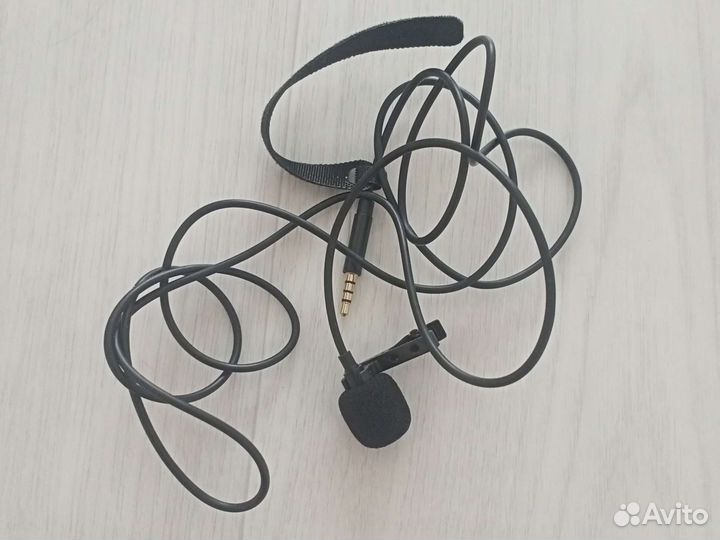 Петличный микрофон Lavalier