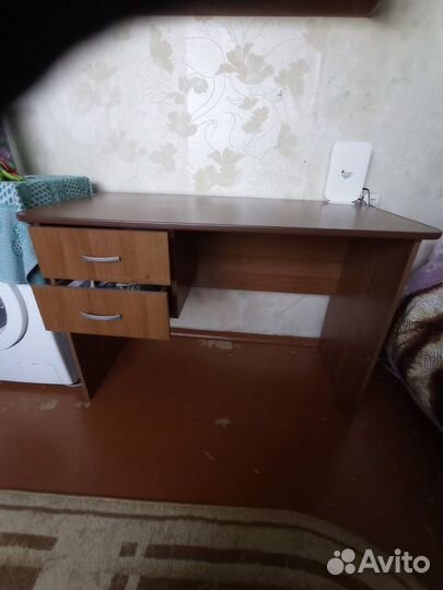 Полка настенная+ стол