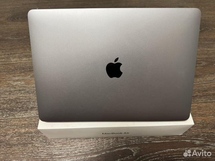 Apple macbook air 13 2020 m1