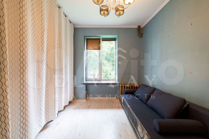 2-к. квартира, 40 м², 1/3 эт.