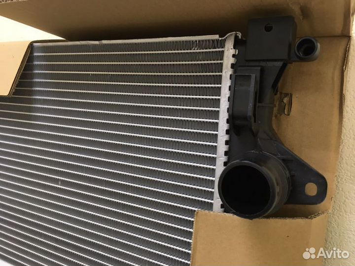 Радиатор охлаждения Форд Мондео 07