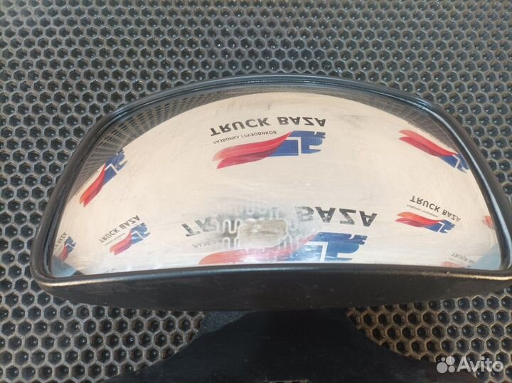 Зеркало бордюрное Iveco Stralis