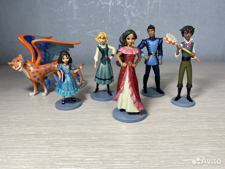 Игровой набор фигурок елена из авалора