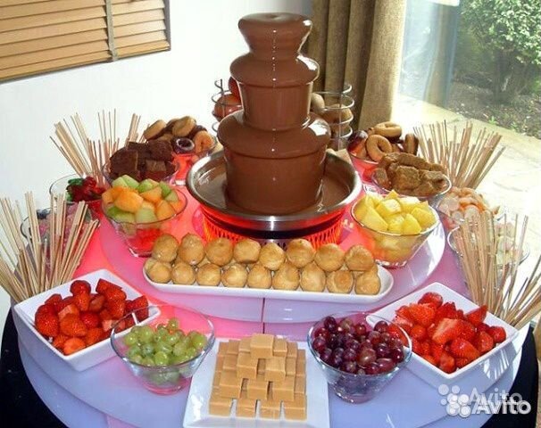 Шоколадный фонтан Chocolate Fountain, высота 25 см