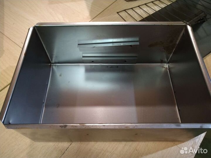 Коптильня переносная двухъярусная, 37х24х17,5см