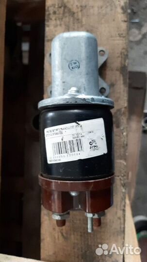 Реле втягивающее ст212-800 12В