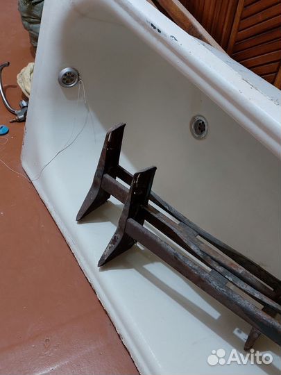 Ванная металлическая