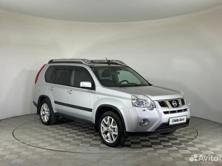 Nissan X-Trail 2.0 МТ, 2014, 330 590 км