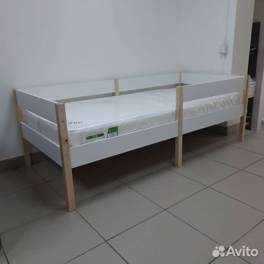 Детская кровать в наличии