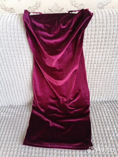 Велюровое платье. Новое. Размер 40