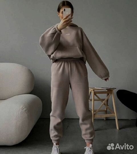 Спортивный костюм женский новый