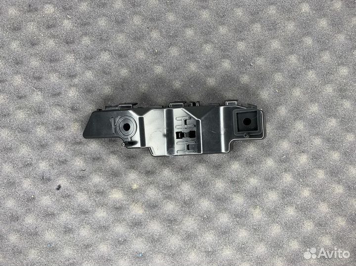 Кронштейн бампера перед R Changan UNI-V I