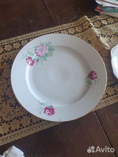 Набор тарелок